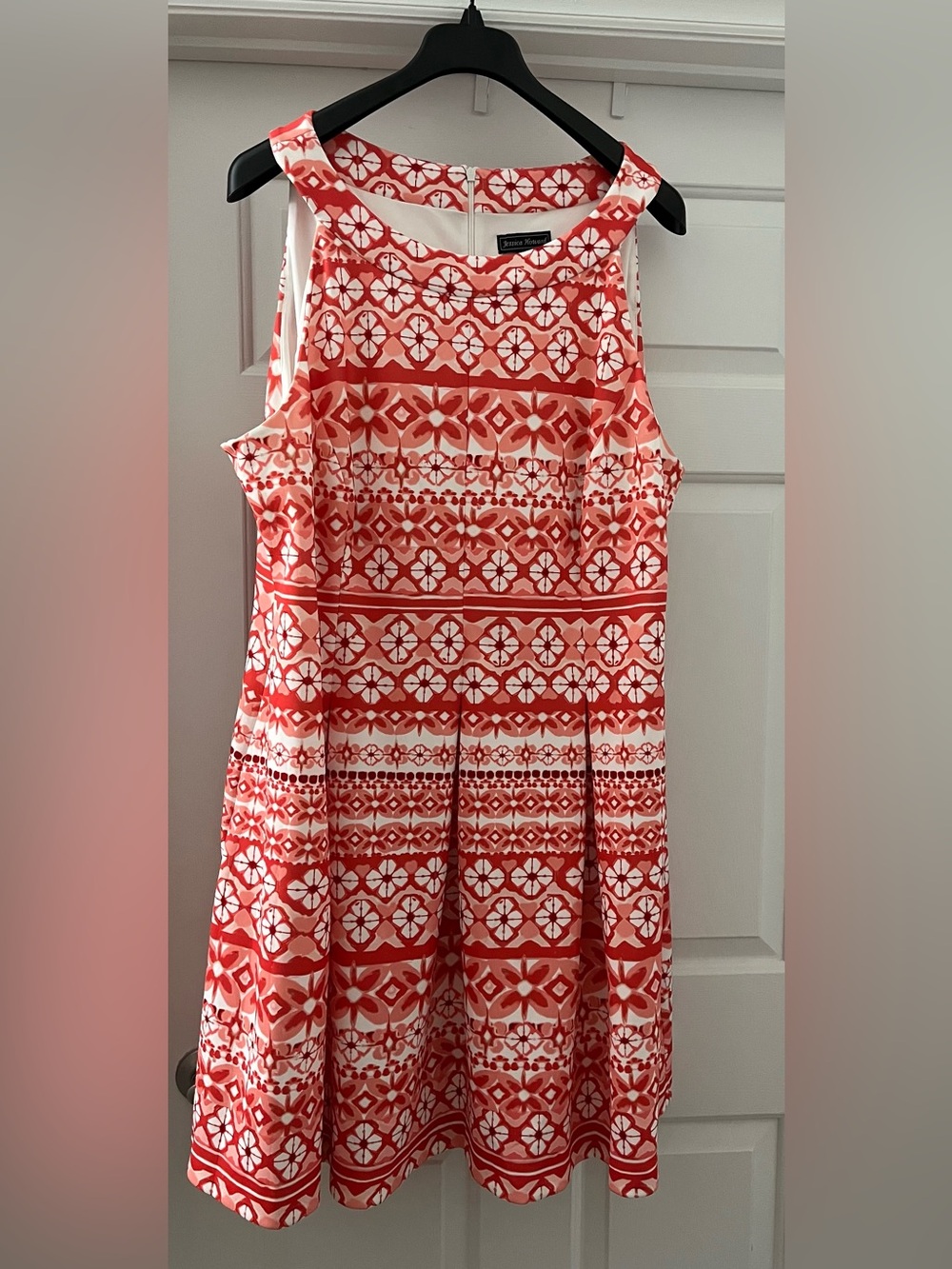 Jessica Howard Coral and White Patterned Shift Dress